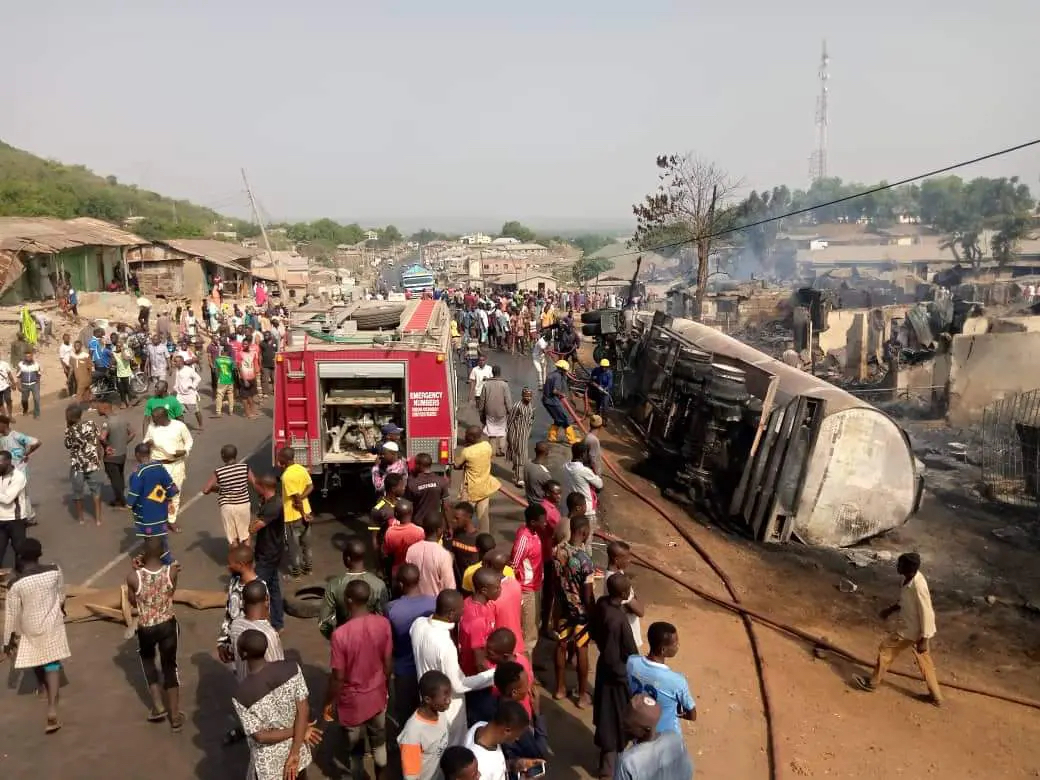 Petrol Tanker Somersaults in Oyo State, Spilling 60,000 Litres of Fuel
